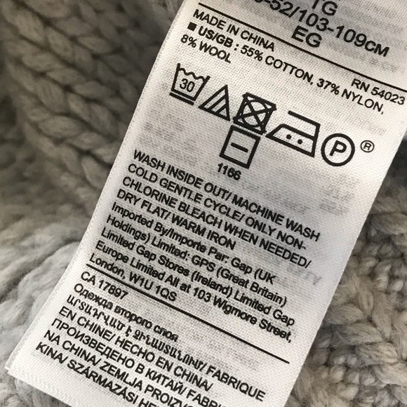 Banana Republic Cable Knit cropped Sweater - Picture 9 of 11